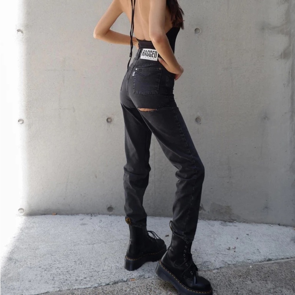 Ragged priest butt cut jeans - size 6